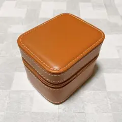 ☆腕時計　収納ケース　クラシック　収納ホルダー ブラウン　PUレザー