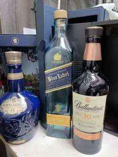 バランタイン30年、ローヤルサルト21年、ジョニーワォーカーブルー