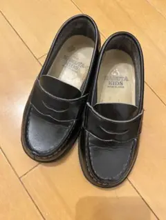 Haruuta Kids ブラックローファー 16サイズ