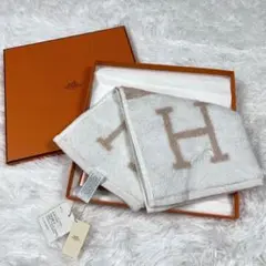 【日焼け有】新品未使用 HERMES ハンカチ