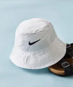 【新品未使用】NIKE ナイキ　バケットハットUPF 40+ キッズ　ホワイト