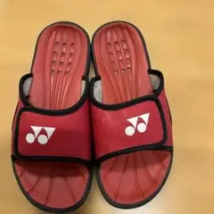 ヨネックス　yonex シャワーサンダル　サイズM〜L レッド