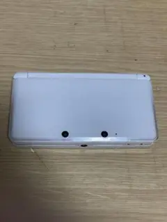 ニンテンドー3DS ホワイト 本体　ジャンク品