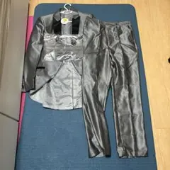 シルバー タキシード 蝶ネクタイ付き　ジャケット 上下セット