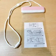 スマホ　防水ケース　 ピンクとホワイト 　ストラップ付き　プール　海水浴