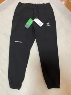 デサント　ムーヴスポーツ　メンズ薄手パンツ