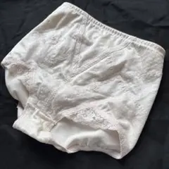 OP913 セシール　美補正　オシャレ柄　ショートガードル　70 ピンク系