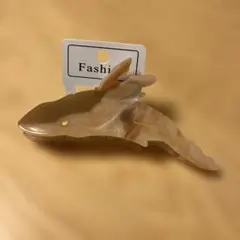ヘアクリップ　クジラ2