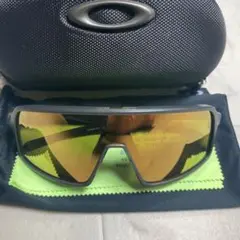 oakley sutro gold black