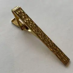 ゴールド テクスチャー ネクタイピン　ROYAL CASTLE