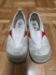 ムーンスター上履き19