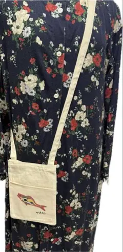 Item thumbnail for item 81d1024d-6b4b-405d-8654-3423ae4545f9