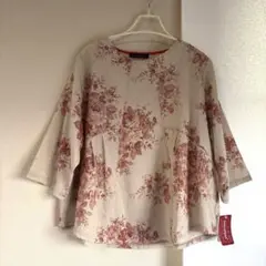 新品未使用Lascollinas 花柄七分袖ブラウス／ベージュ