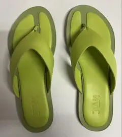 新品未使用☆JVAM NYSSA トングサンダル