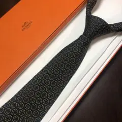 HERMES エルメス ネクタイ 紺黄色 ハイブランド