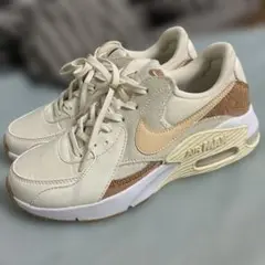 Nike Air Max スニーカー クリーム/ベージュ