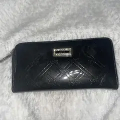 jayro ブラックエンボス長財布