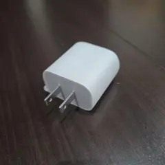 Apple 20W USB-C充電器