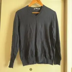 UNIQLO ネイビー Vネックセーター S