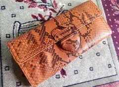 PRADAプラダ エキゾチックレザー パイソン 長財布 ラウンドジップ パープル PRADA プラダ ラウンド長財布 パイソンレザー【430