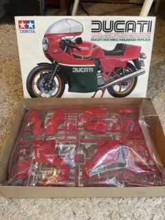 Item thumbnail for item 9548ba5f-f135-40c0-afa3-32bab0f41931