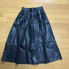 新品‼️ any FAM レザースカート　M