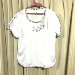 『新品未使用』Paradisoホワイト 蝶刺繍 半袖シャツ LL