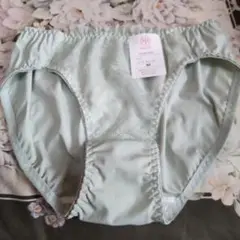 Item thumbnail for item 74f23dd3-21c8-47f6-9a16-db25d6487b68