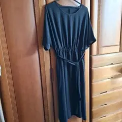 ブラック 半袖 ワンピース