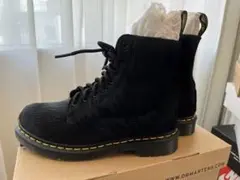 Dr.Martens 8ホールハラコブーツ 黒