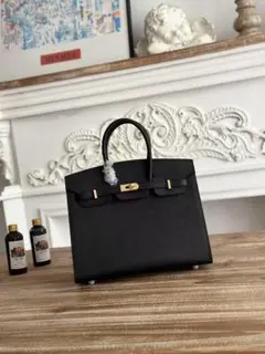 ブラックハンドバッグ 高級素材