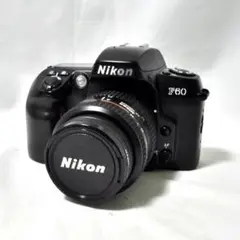 ☆動作品 ニコン F60D ブラック フィルムカメラ 35-80mmズーム付き