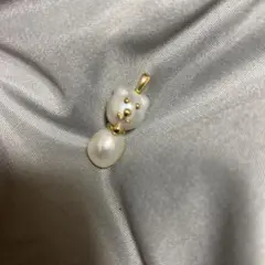 パール くま ペンダントトップ