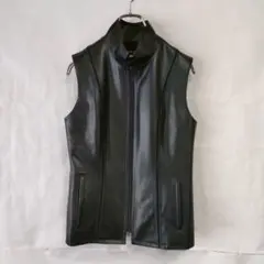 nuovo quaranta ヌオヴォクアランタ　フェイクレザー　ベスト　黒　7