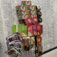 レトルト食品28袋 1日分の野菜7本