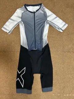 ✨極美品✨ 【2XU】 トライスーツ　ハイレベル品　31900円の品 2025年最新】トライスーツ 2xuの人気アイテム - メルカリ