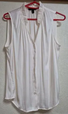 BananaRepublic　ホワイトノースリーブシャツ フリル襟