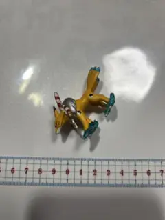 デジモン　キュウビモン　フィギュア