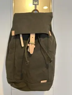 キソラ　オリーブグリーン ロールトップリュック