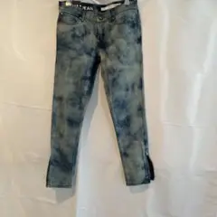 Item thumbnail for item e42d5d1c-9ff1-4efd-b67d-05778ca74234