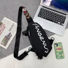 韓国 ブラック 斜めがけ ボディバッグ ショルダーバッグ スケータースタイル