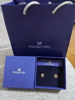 新品未使用スワロースキーピアス♡♡ˎˊ-