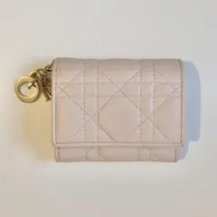 Item thumbnail for item 4a6d89b5-93cf-471a-ab07-18648367bab5