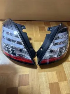 ZC32Sスイフト スポーツ純正テールライト左右　ほぼ新品 Yahoo!オークション -「スイフトスポーツ zc32s テール」(パーツ