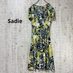 Sadie サディ 花柄 ワンピース M 総柄 半袖 フレア カシュクール