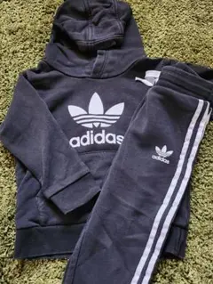 adidas トレフォイルパーカー＆パンツセット 90センチ