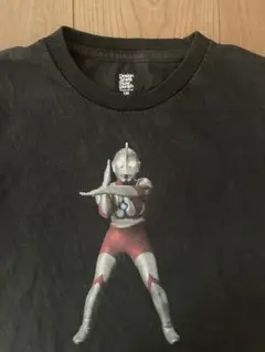 ウルトラマン Tシャツ　ブラック