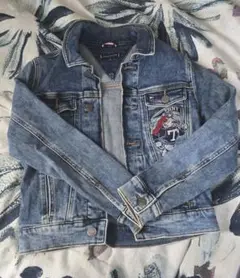 Item thumbnail for item 69a7c12d-0509-420a-adf0-7d62c30df6d3