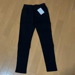 新品　ストレッチレギンスパンツ　150