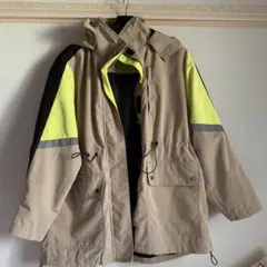 Bershka ナイロンジャケット
